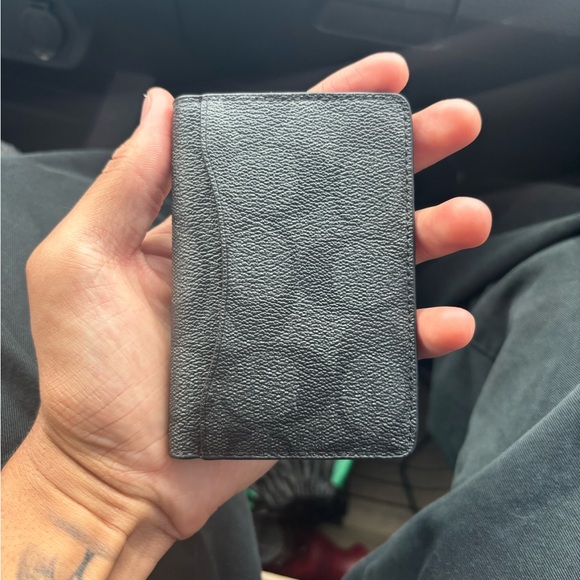 Authentic, Coach Wallet - Picture 2 of 6